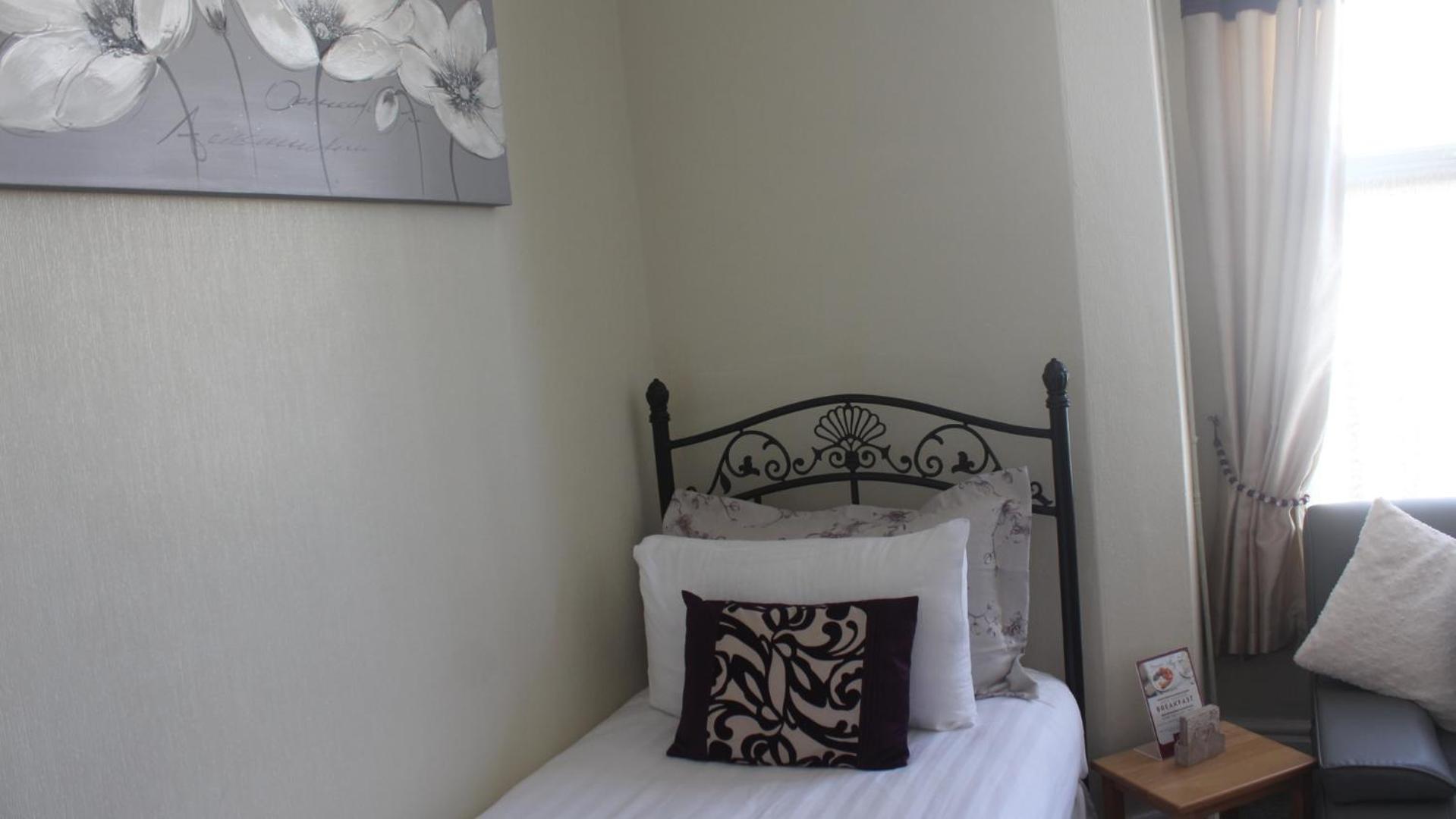 The Heidi Bed & Breakfast Southport Værelse billede